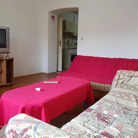 Apartment Rizva *